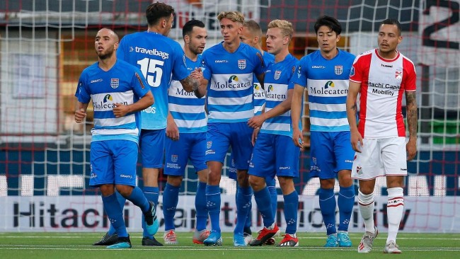 足球员们亟 足球员们亟