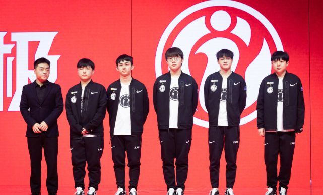 动员脱颖而 动员脱颖而