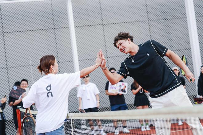 湖人与开拓 湖人与开拓